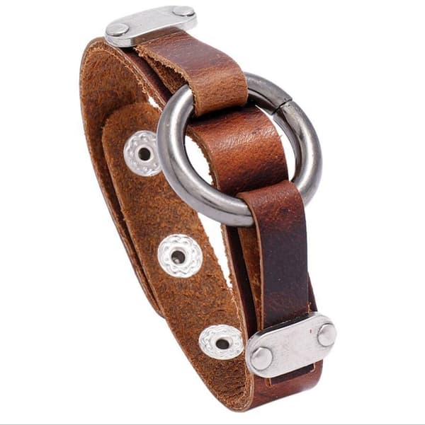 Brunt armband för män äkta läder med ring i metall slitstarkt