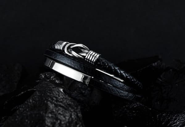 INF Flätat läderarmband för män svart