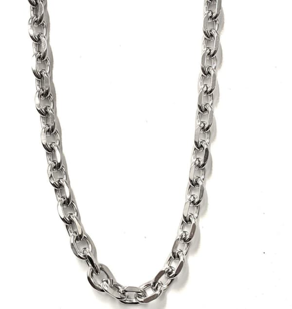 Grov Ankarlänk halsband i stål som håller färgen livet ut.