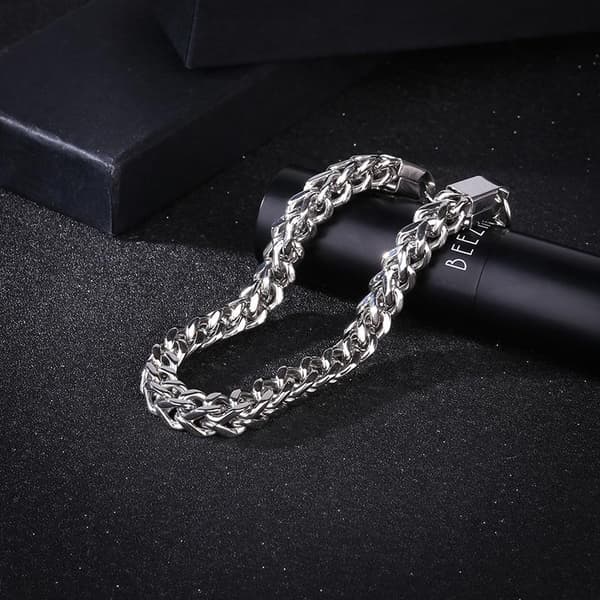 Luksuriøst titan armbånd for menn punk + halskjede