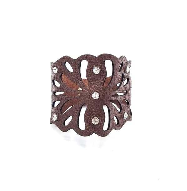 Mønstret armbånd i brunt skinn med rhinestones