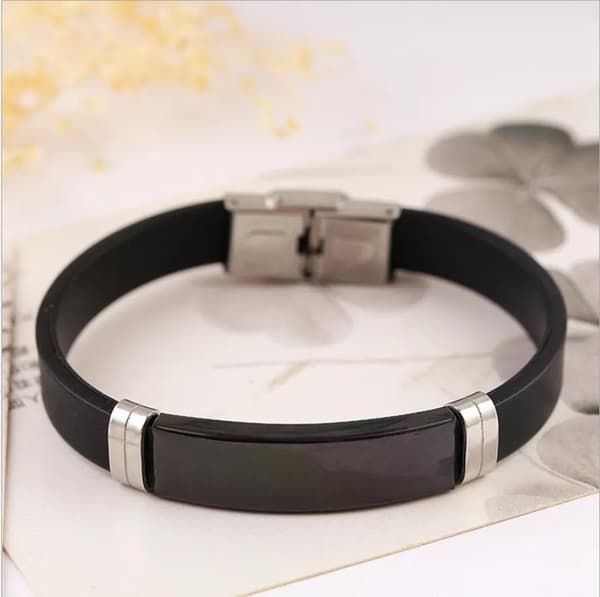 Armband i Svart & Silver -Rostfritt Stål & Silikon -Blank Detalj