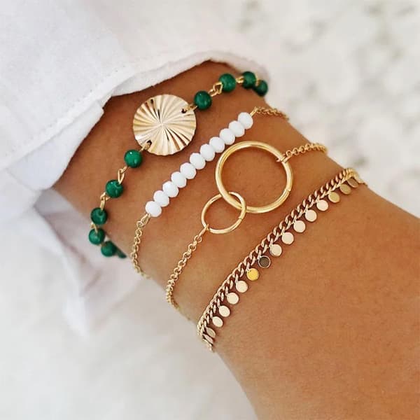 4 st Guld Chic Armband med Gröna & Vita Pärlor, Ringar & Plattor