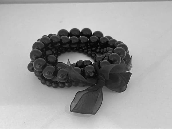 5 st Armband / Pärlarmband med Svarta Pärlor i Olika Storlekar