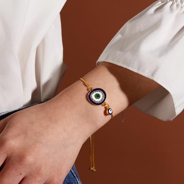 Armband i Guld färg med onda ögat & strass