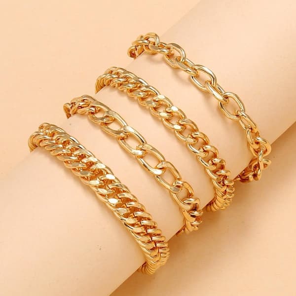 4 st Armband med olika länkar / kedjor i Guld färg