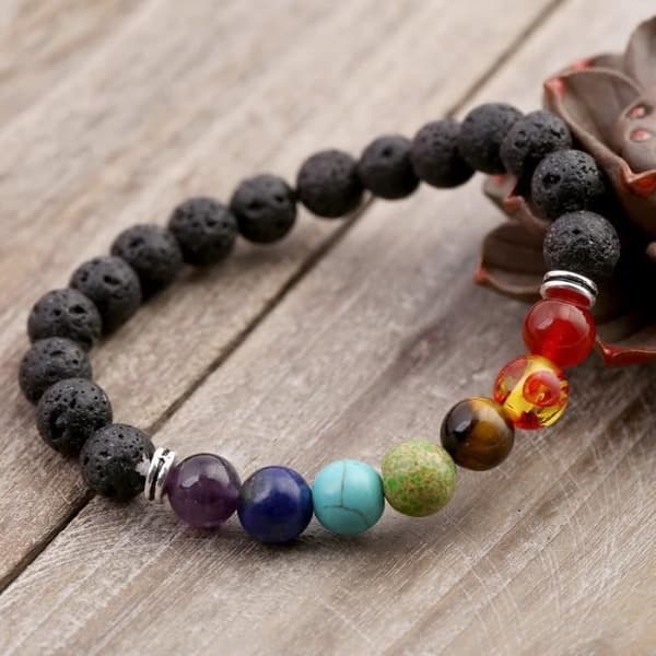 Armband - Euramerikansk - Vésuvianit - 18cm - Unisex - 7 charm chakra pärlor