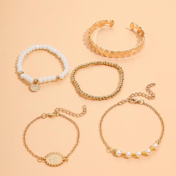 Armband - SHOP-STORY - SELENA - 5 armband - Bohemian Chic - Guld och vitt