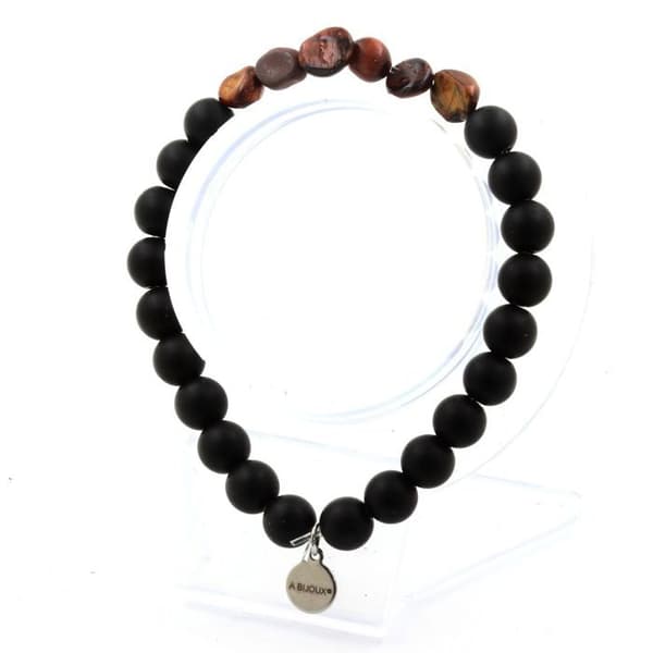 Stenar och mineraler. Red Tiger Eye Armband från Brasilien + 8 mm mattsvarta Onyxpärlor. Tillverkad i Frankrike.