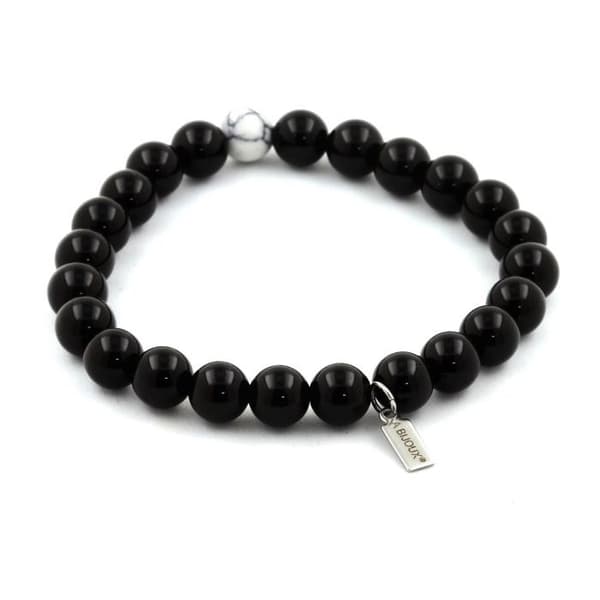 Stenar och mineraler. Svart Agat + Howlite Beads Armband 8 mm. Tillverkad i Frankrike.