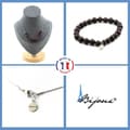 Miniatyrbild 1 av 4: Stenar och mineraler. Smyckesset Armband Halsband 10 granatpärlor 8 mm. Stålkedja Anpassningsbar storlek.