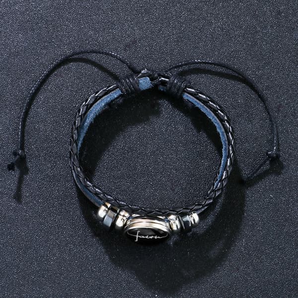 INF Svart lær armbånd med Faith glass spenne