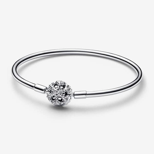 Pandora Moments Sparkling Snowflake Spännarmband