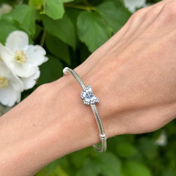 Charms Butterfly Blue Kaunis riipus lahjaksi