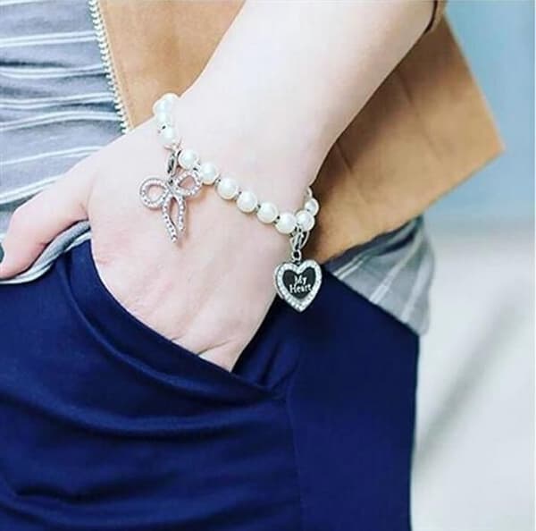 Armband med pärlor Happy SHAC4