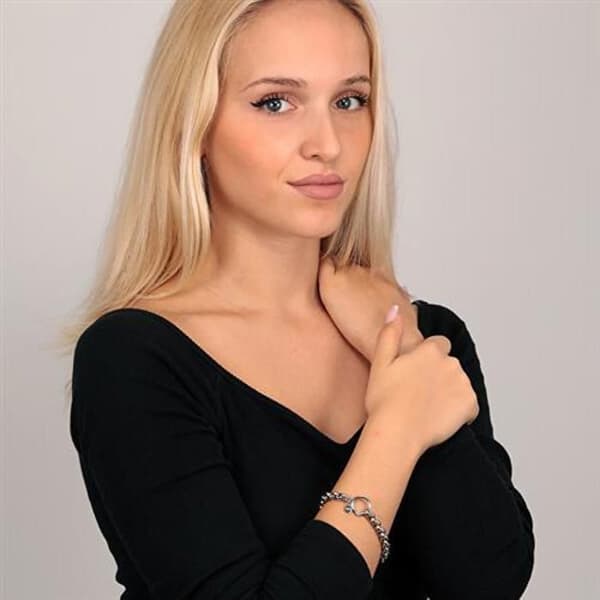 Elegant armbands i stål med kristalldroppar SCZ1152