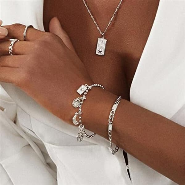 Armband i silver med kubisk zirconia Futura RZFU11