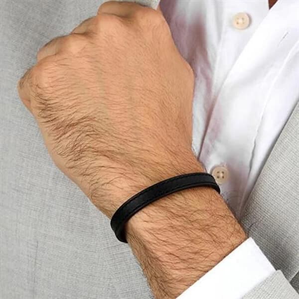 Modearmband i svart läder T-Leather TJAXV20