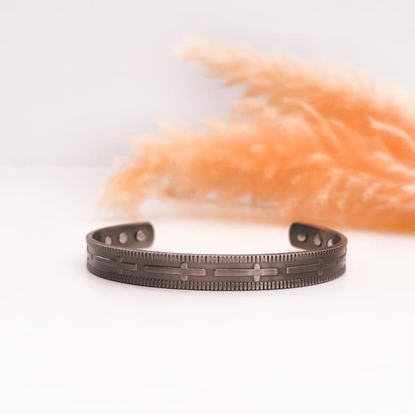 Radiant Vibe Koppararmband med magneter