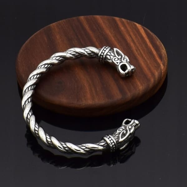 VIKINGARMBAND Nordiska VARGAR Nordiskt SILVER 440