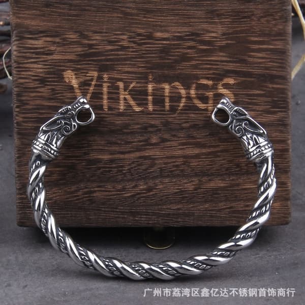 VIKINGARMBAND Nordiska VARGAR Nordiskt SILVER 440