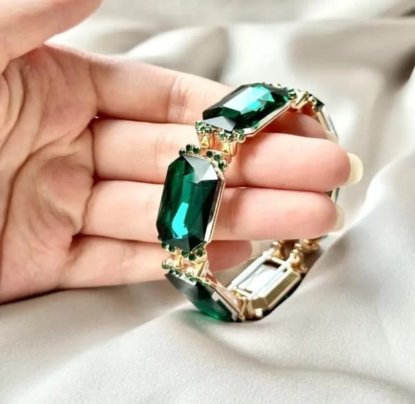 Agélii Fashion - Armband med rhinestones i flera färger