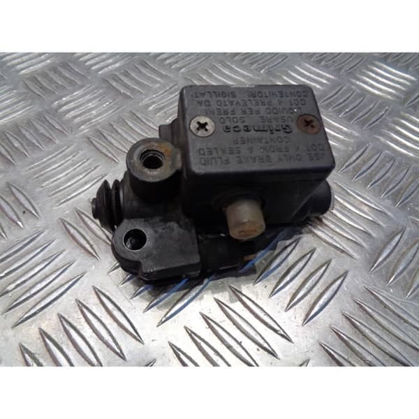 frambroms huvudcylinder skoter piaggio 50 liberty phase 1 1997 - 2005 2 takt- USED