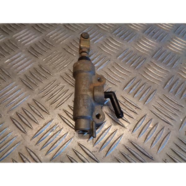 bakbroms huvudcylinder motorcykel yamaha 125 tdr jya5ae- USED