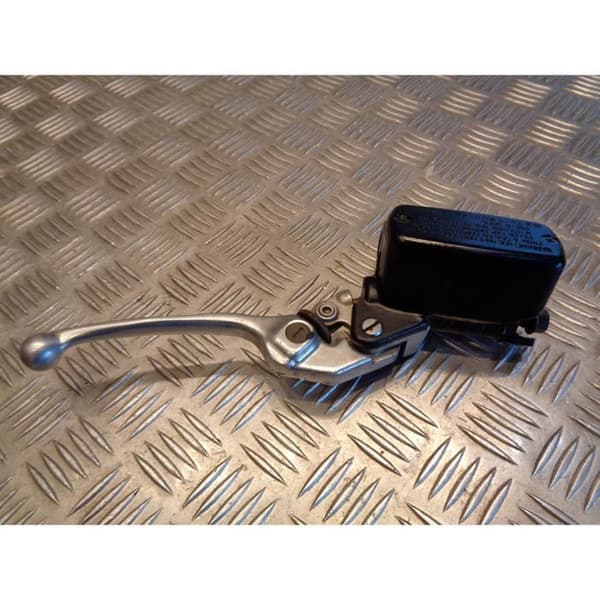 främre huvudbromscylinder honda cbr 1100 xx sc35- USED