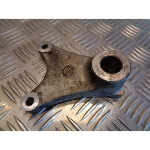bakre bromsok stödplatta motorcykel suzuki gsf 600 bandit js1a8- USED