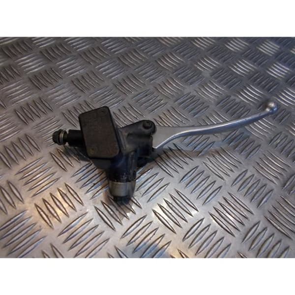 frambroms huvudcylinder skoter suzuki uc 125 epicuro- USED