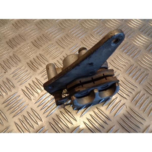 främre bromsok kinesisk skoter cf moto 125 e jet- USED