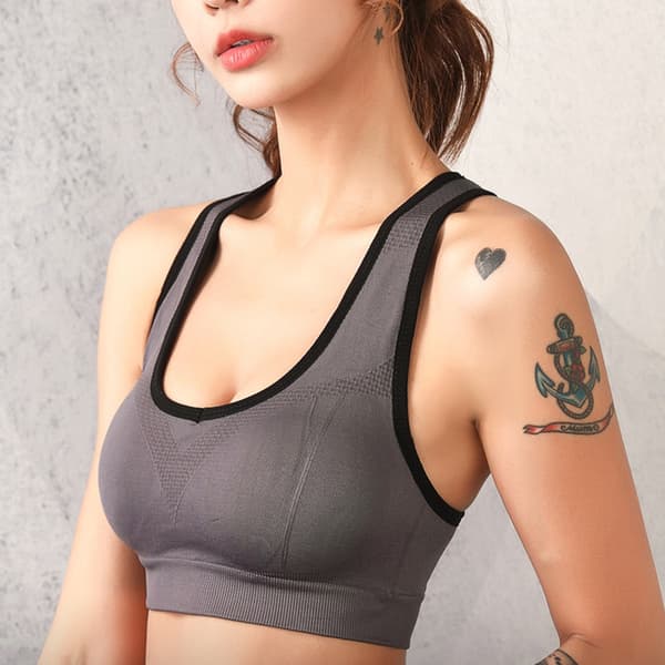 INF Plus Size Sports BH - åndbart og støttende design