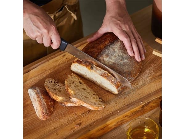 Fiskars Hard Edge - Brødkniv - 21.8 cm