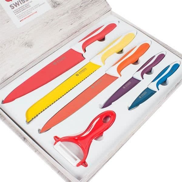 SHOP-STORY - SWISS Q CERAMIC: Set med 5 keramiskt belagda köksknivar i rostfritt stål med skalare
