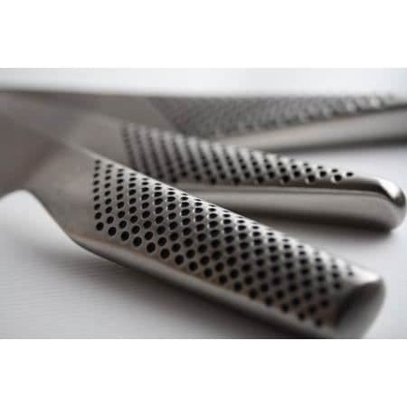 Kökskniv - Global - GS1 - 11 cm blad - härdat rostfritt stål - avsmalnande ihåligt handtag