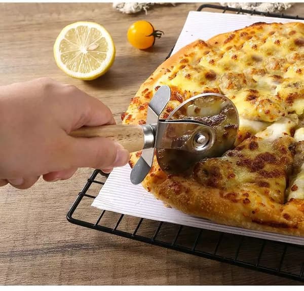 PIZZAVEITSI PYÖREÄ PIZZALEIKKUUSVEITIN YMPYRÄ