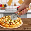 Pikkukuva 6 / 8: PIZZAVEITSI PYÖREÄ PIZZALEIKKUUSVEITIN YMPYRÄ