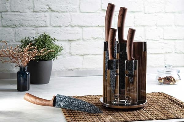 SÆT MED 5 KNIVE I STAT BERLINGER HAUS BH-2160