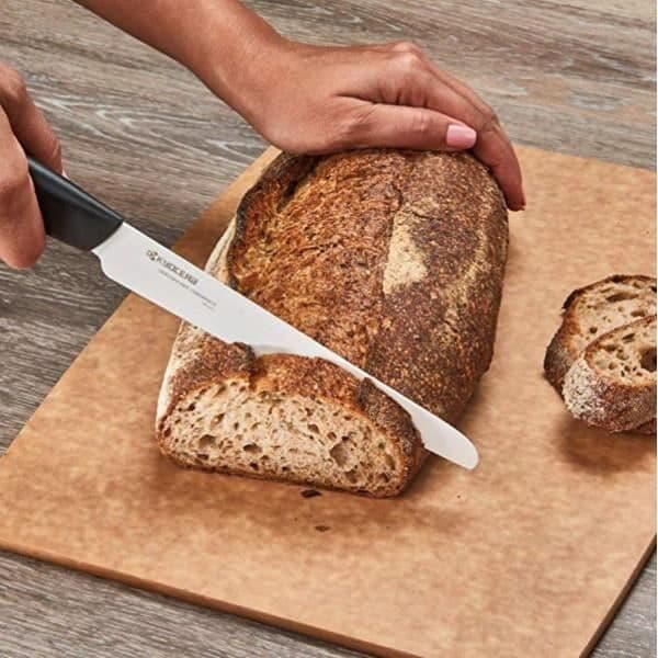 Skivkniv med mikrotänder från Gen Kyocera-serien och blad 18 Svart