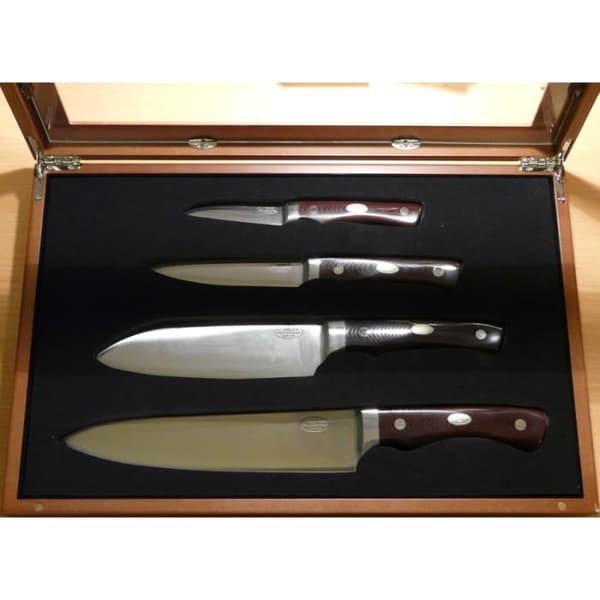 Kniv Fallkniven Alpha kökskniv i CoS laminerat stål och 20 cm blad, brunt micarta handtag i träslida