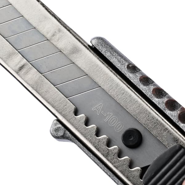 Tapetkniv i aluminium 100x18x0,5mm