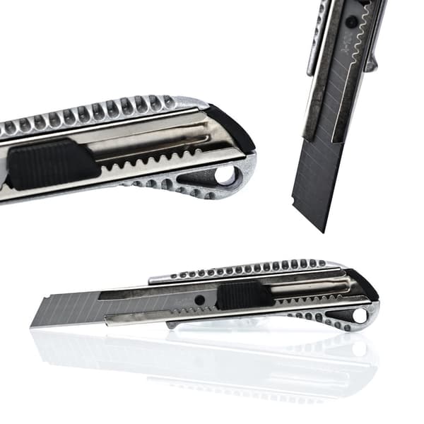 Tapetkniv i aluminium 100x18x0,5mm