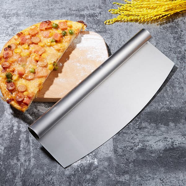 INF Pizzaskjærer i rustfritt stål med rockerblad