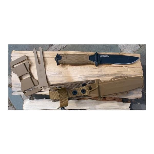 Gerber StrongArm Coyote Smooth kniv, med svart keramisk beläggning, total längd 24,8 cm, tjocklek 4,8 mm, med slida