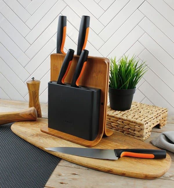 Fiskars Set med 5 knivar i bambublock Functional Form 1057552