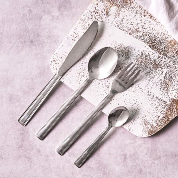 Bestick Set 24 Delar För 6 Personer . Rostfritt