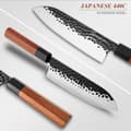 Pikkukuva 4 / 4: KEEMAKE Santoku -veitsi, korkealaatuista hiiliterästä, ergonominen puukahva,7 tuumaa
