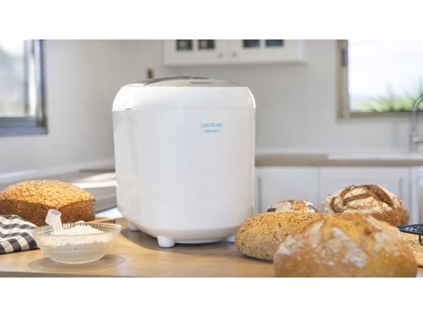 Cecotec Bread&Co 1000 Delicious, 1 kg, Katseluikkuna, Ajastin, Säädettävä reunanruskistuksen hallinta, Pidä lämpimänä-toiminto, 550 W