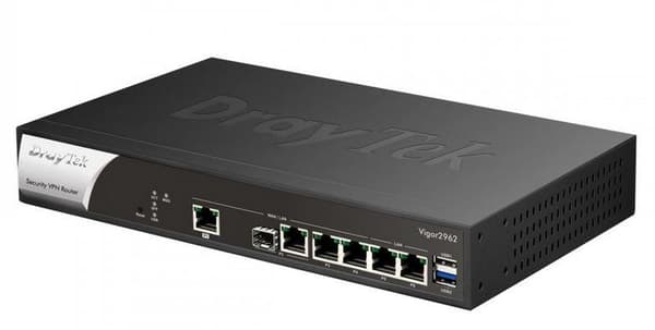 Draytek Vigor 2962 - Router - 4-ports switch - GigE, 2.5 GigE - WAN-porte: 2 - rackmonterbar (v2962-DE-AT-CH) Sort, Hvid